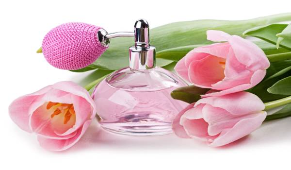 بهترین عطر برای فصل بهار و تابستان زنانه، چیست؟