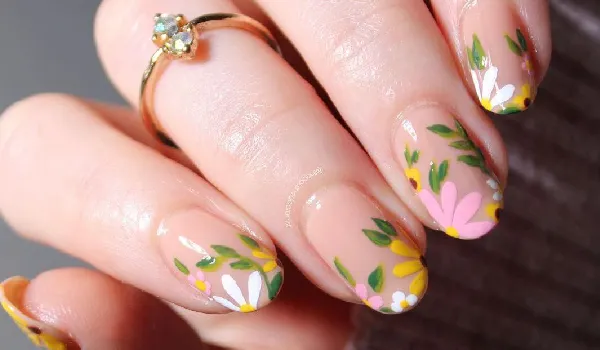 جدیدترین طرح ناخن 2025 با الهام از طبیعت