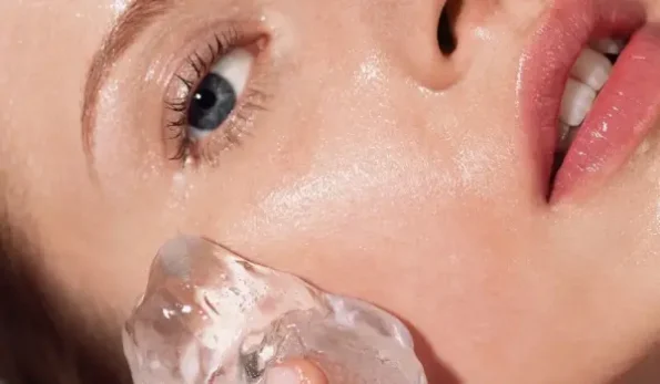 فواید یخ برای صورت