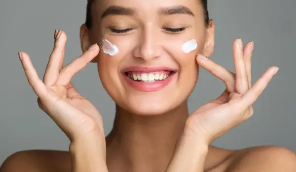 بهترین زمان استفاده از آبرسان پوست چه موقع است؟