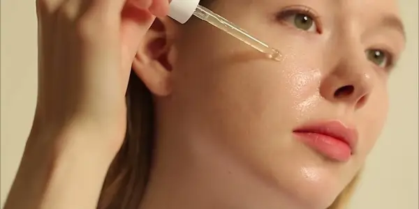 طرز استفاده سرم سفید کننده بدن